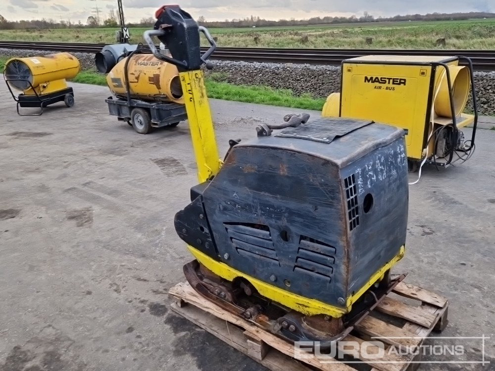 Bomag Walk Behind Compaction Plate - Plancha reversible: foto 2 Bomag Walk Behind Compaction Plate - Plancha reversible: foto 2