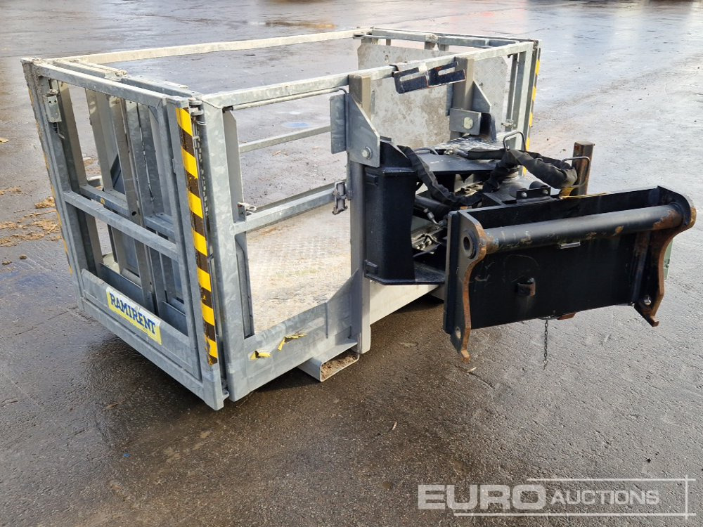 2013 Manitou 2.25/4 MT Manbasket to suit Telehandler - Equipo de manutención: foto 2 2013 Manitou 2.25/4 MT Manbasket to suit Telehandler - Equipo de manutención: foto 2