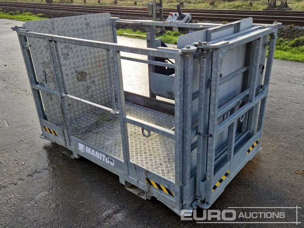2013 Manitou PSE 4400 Manbasket to suit Telehandler - Equipo de manutención: foto 1 2013 Manitou PSE 4400 Manbasket to suit Telehandler - Equipo de manutención: foto 1