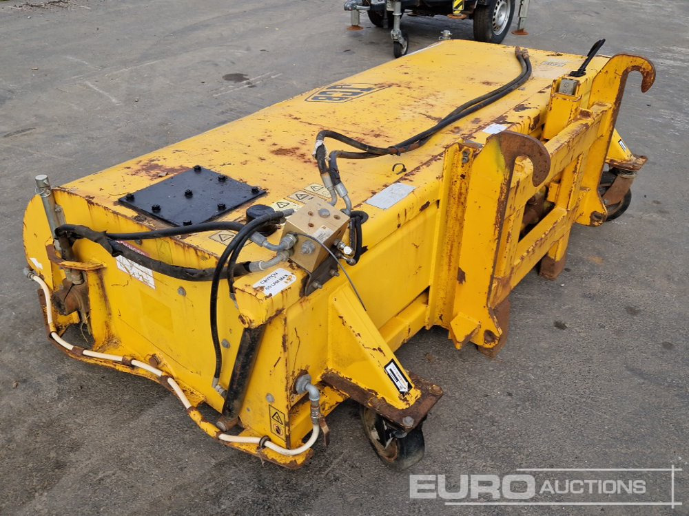 JCB SC240 - Equipo de manutención: foto 2 JCB SC240 - Equipo de manutención: foto 2