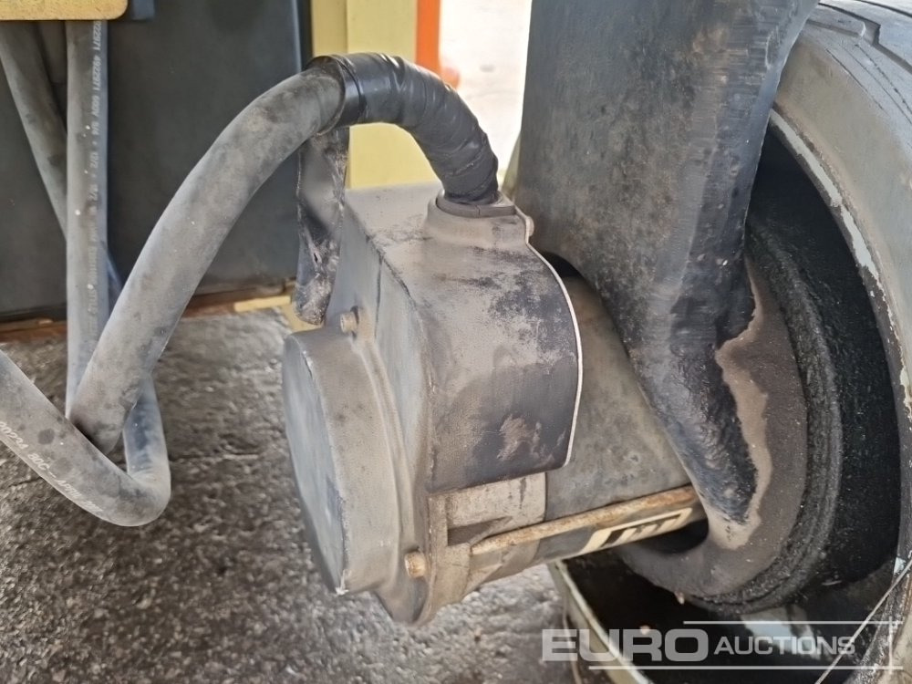 Plataforma de tijeras JLG 2630ES: foto 12 Plataforma de tijeras JLG 2630ES: foto 12