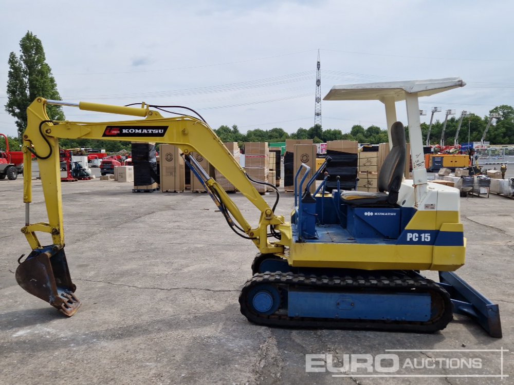 Komatsu PC15-2 - Miniexcavadora: foto 2 Komatsu PC15-2 - Miniexcavadora: foto 2