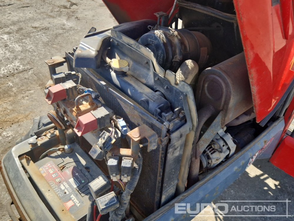Mini tractor Kubota STV32-R: foto 18