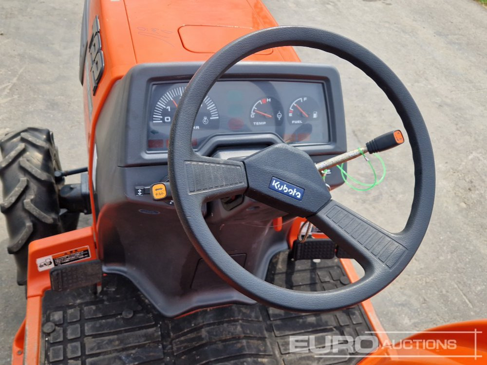 Mini tractor Kubota T22: foto 15