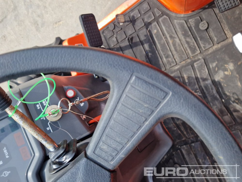 Mini tractor Kubota T22: foto 18