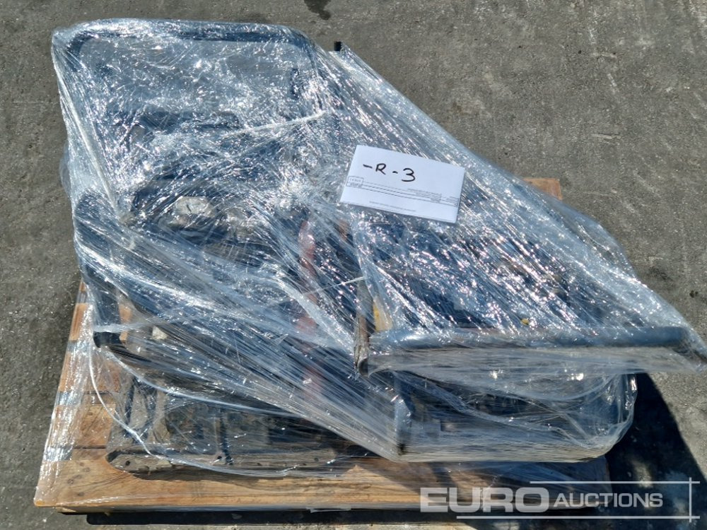 Pallet of Dynapac LF100 Compaction Plate (2 of) - Construcción de carreteras: foto 5 Pallet of Dynapac LF100 Compaction Plate (2 of) - Construcción de carreteras: foto 5