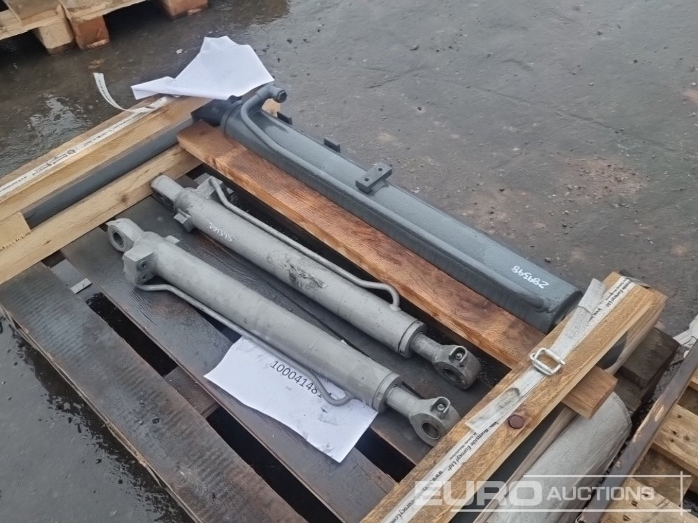 Hydraulic Cylinders (3 of) - Piezas de recambio: foto 2 Hydraulic Cylinders (3 of) - Piezas de recambio: foto 2