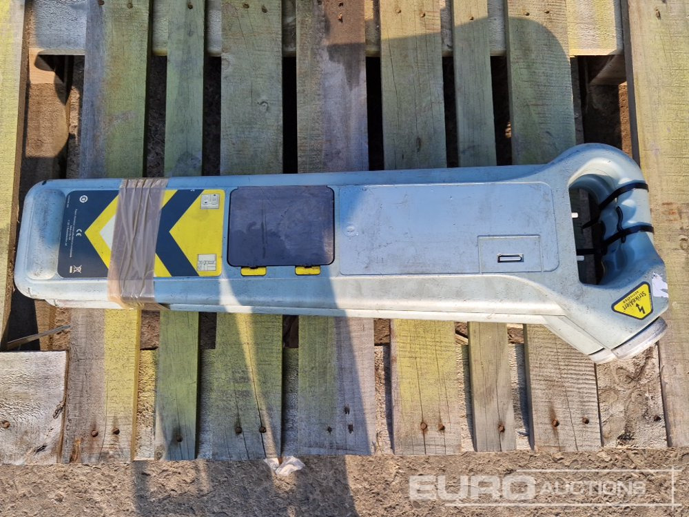 Radio Detection CAT 4 Cable Detector (2 of) - Equipo de construcción: foto 1 Radio Detection CAT 4 Cable Detector (2 of) - Equipo de construcción: foto 1