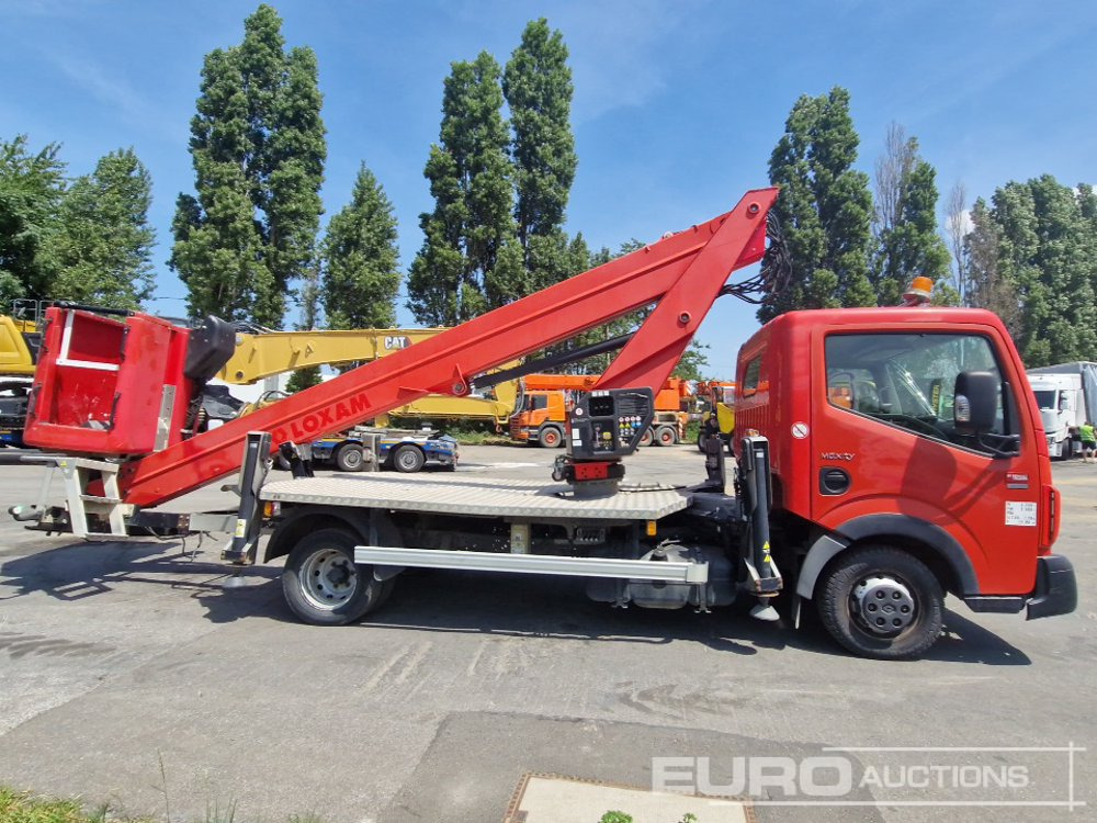 Renault Maxity - Camión con plataforma elevadora: foto 5 Renault Maxity - Camión con plataforma elevadora: foto 5