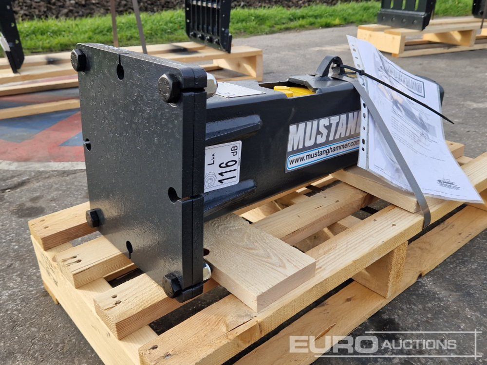 Unused 2025 Mustang HM100 - Martillo hidráulico: foto 2 Unused 2025 Mustang HM100 - Martillo hidráulico: foto 2
