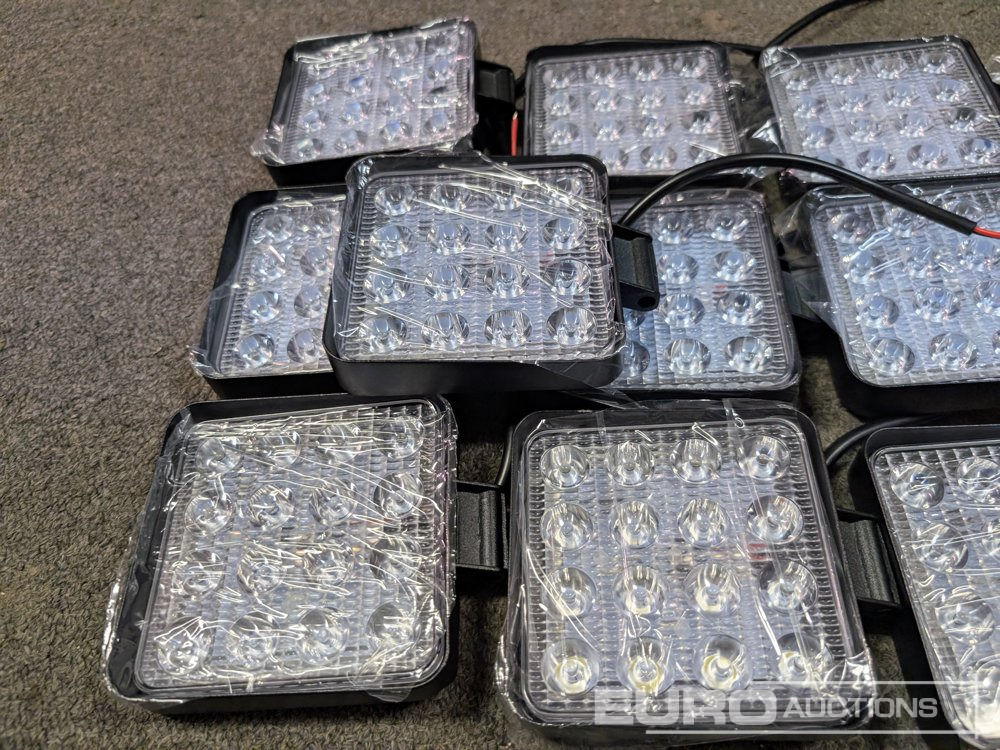 Unused LED Work Lights, 48w, 12V/24V, Adjustable Bracket, IP67 Waterproof, 6000k White (10 of) - Equipo de taller: foto 3 Unused LED Work Lights, 48w, 12V/24V, Adjustable Bracket, IP67 Waterproof, 6000k White (10 of) - Equipo de taller: foto 3