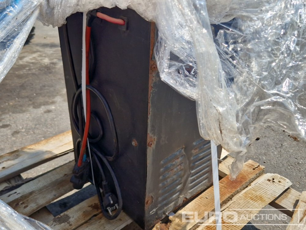 Veba 12/24 V 200 AMP - Equipo de construcción: foto 3 Veba 12/24 V 200 AMP - Equipo de construcción: foto 3