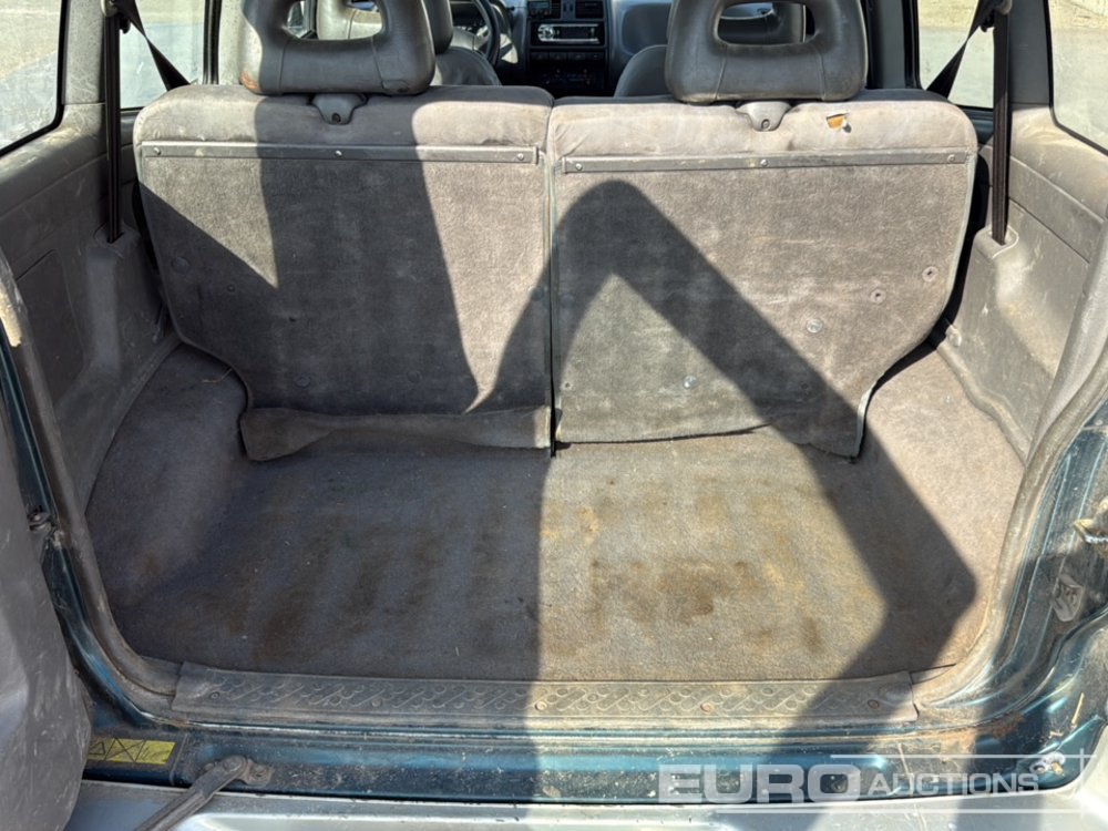 SUV/ Todoterreno 1995 Nissan Terrano II: foto 27