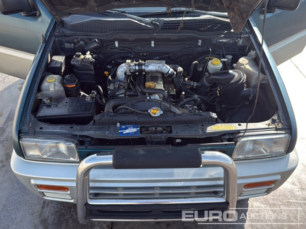 SUV/ Todoterreno 1995 Nissan Terrano II: foto 28