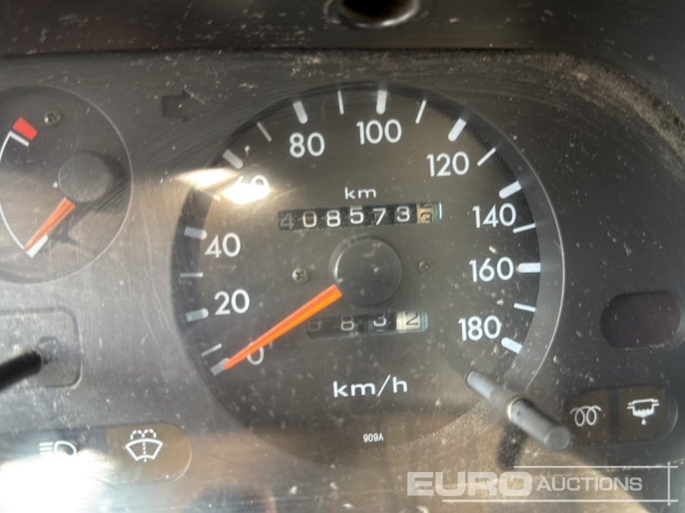 SUV/ Todoterreno 1995 Nissan Terrano II: foto 31