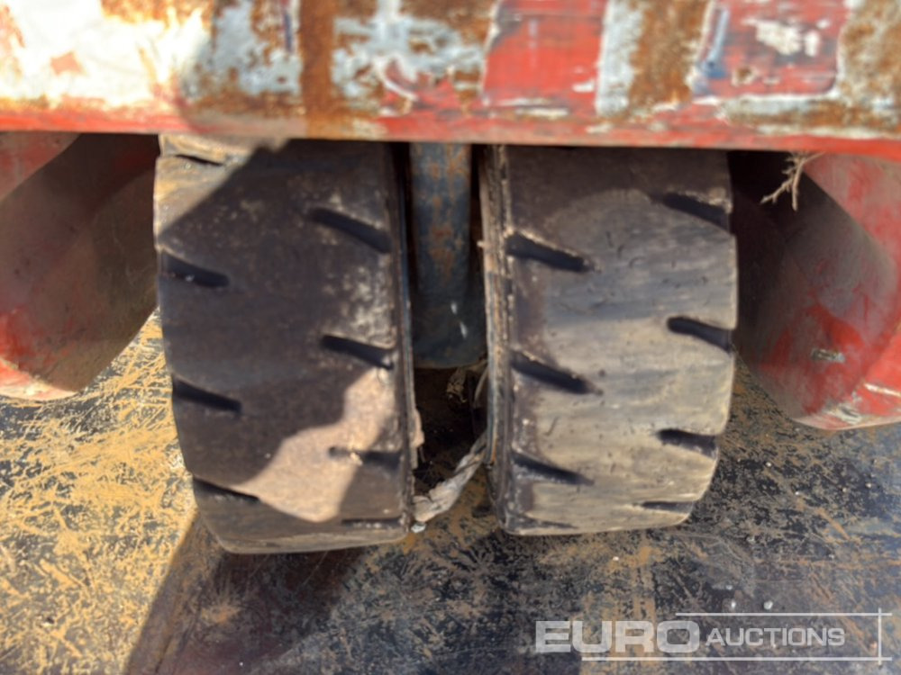 Carretilla elevadora eléctrica 2015 Toyota 8FBET18: foto 10 Carretilla elevadora eléctrica 2015 Toyota 8FBET18: foto 10