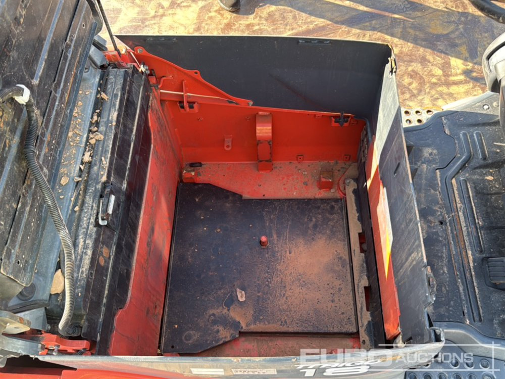 Carretilla elevadora eléctrica 2015 Toyota 8FBET18: foto 23 Carretilla elevadora eléctrica 2015 Toyota 8FBET18: foto 23