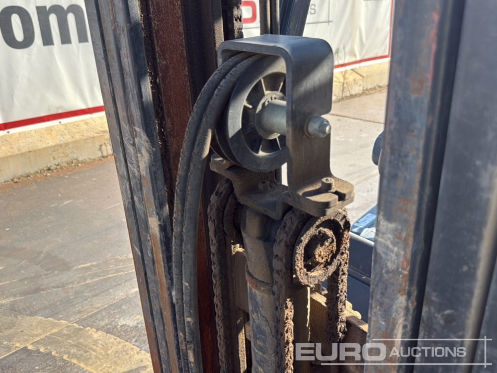 Carretilla elevadora eléctrica 2015 Toyota 8FBET18: foto 17 Carretilla elevadora eléctrica 2015 Toyota 8FBET18: foto 17