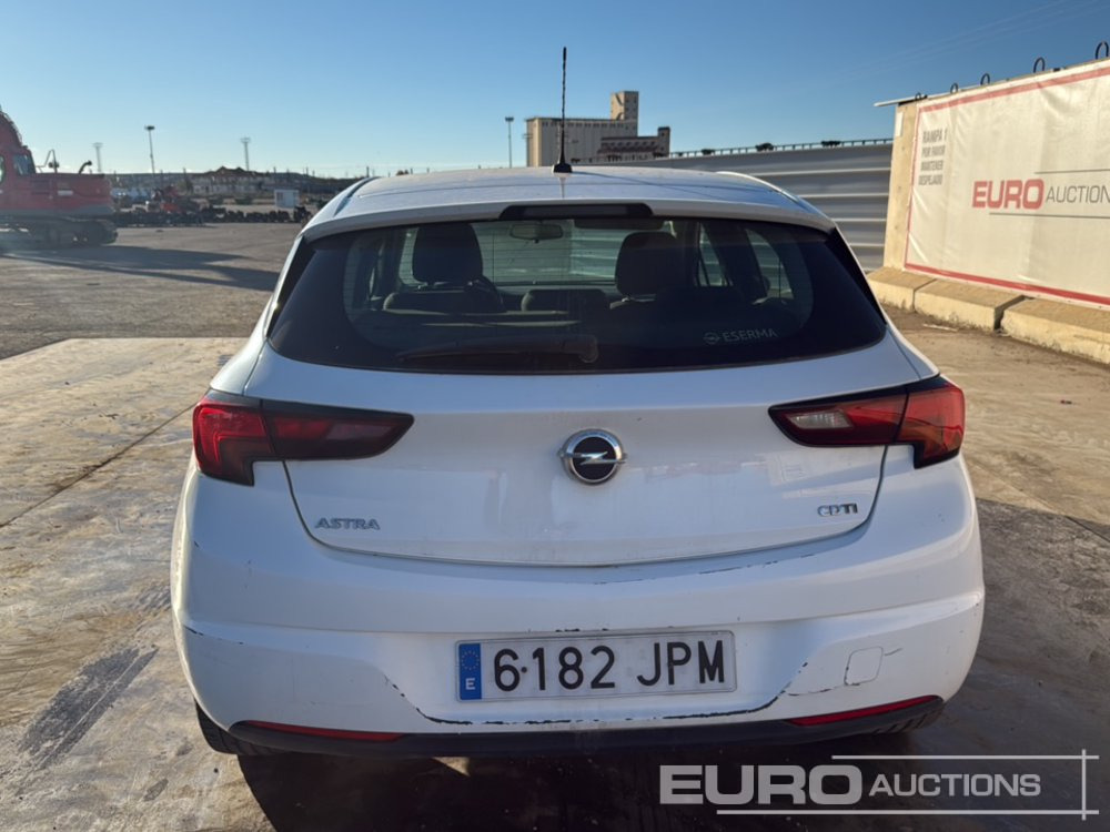 2016 Opel Astra - Coche: foto 4 2016 Opel Astra - Coche: foto 4