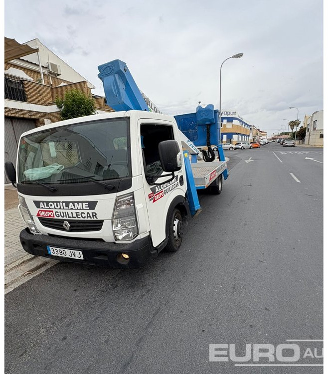 2016 SOCAGE T315 - Camión con plataforma elevadora: foto 2 2016 SOCAGE T315 - Camión con plataforma elevadora: foto 2