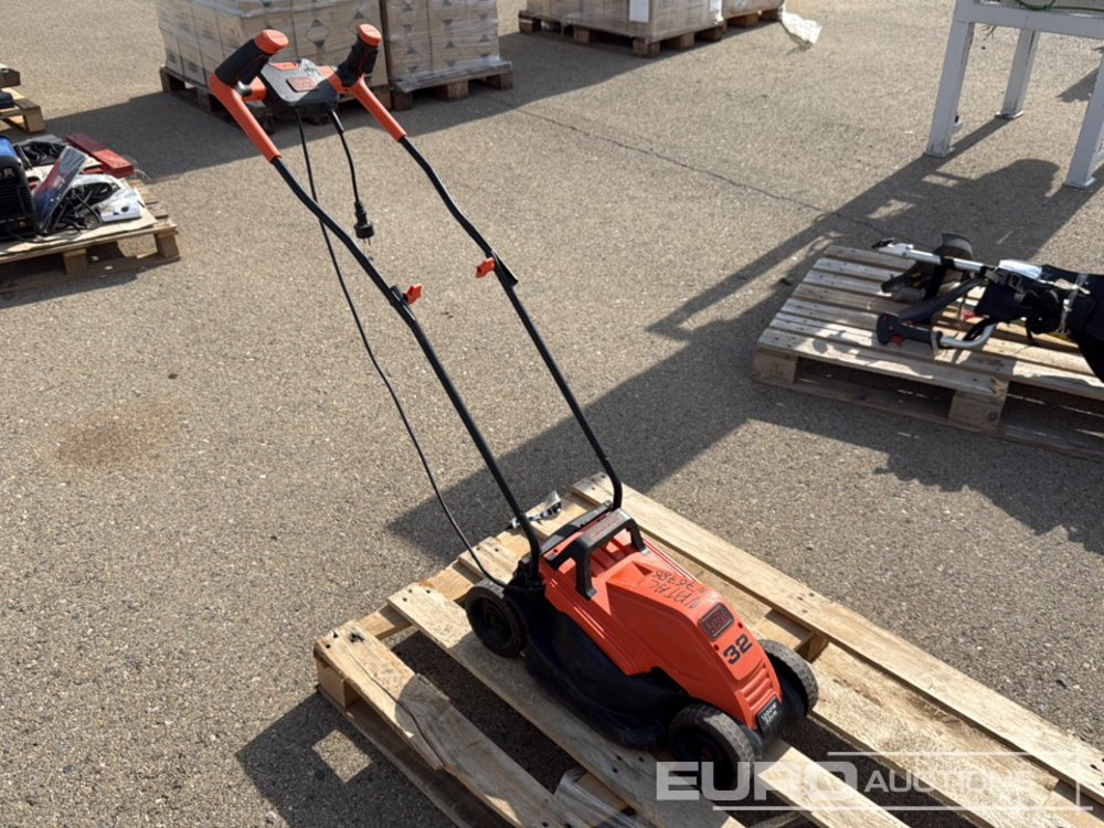 Black & Decker Lawn Mower - Cortacésped: foto 1 Black & Decker Lawn Mower - Cortacésped: foto 1