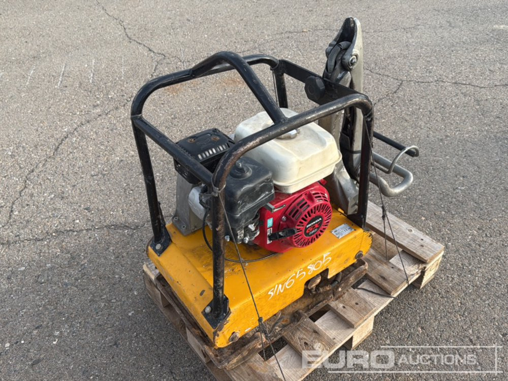 ENARCO Walk-Behind Plate Compactor Gasoline, Honda Engine - Construcción de carreteras: foto 1 ENARCO Walk-Behind Plate Compactor Gasoline, Honda Engine - Construcción de carreteras: foto 1