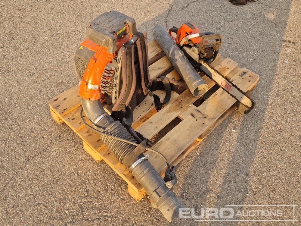 Husqvarna 562XP Gasoline Chainsaw, 580BTS Backpack Leaf Blower - Equipo de construcción: foto 3 Husqvarna 562XP Gasoline Chainsaw, 580BTS Backpack Leaf Blower - Equipo de construcción: foto 3