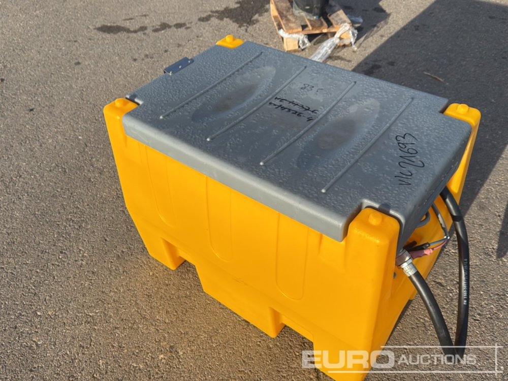 Klamel DTK-240 - Tanque de almacenamiento: foto 4 Klamel DTK-240 - Tanque de almacenamiento: foto 4