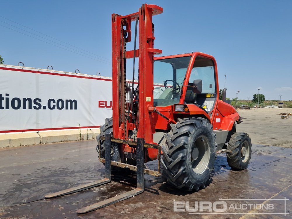 Manitou M26-4 - Carretilla todo terreno: foto 1 Manitou M26-4 - Carretilla todo terreno: foto 1