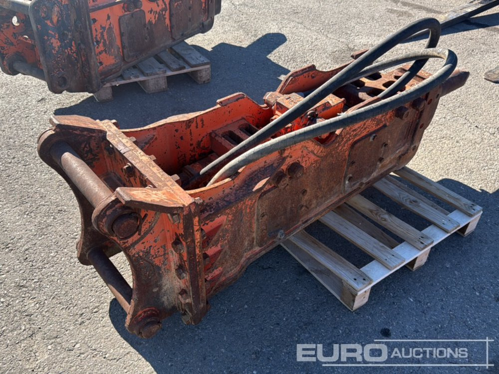 NPK Hydraulic Breaker to suit 7-10 Ton Excavator - Martillo hidráulico: foto 3 NPK Hydraulic Breaker to suit 7-10 Ton Excavator - Martillo hidráulico: foto 3