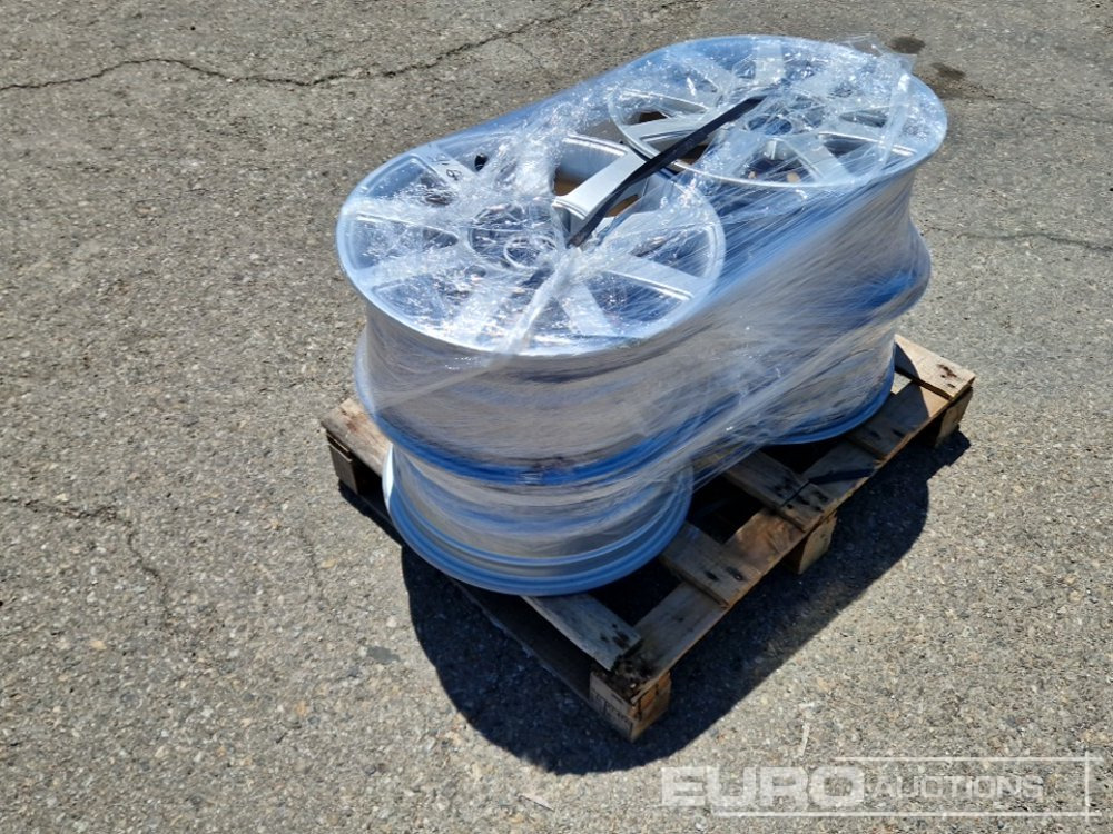 Pallet of Rims (4 of) - Neumático: foto 5 Pallet of Rims (4 of) - Neumático: foto 5