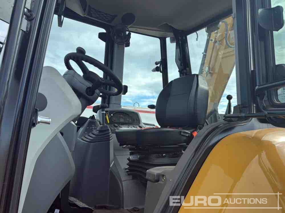 Retroexcavadora Unused 2025 CAT 424: foto 30