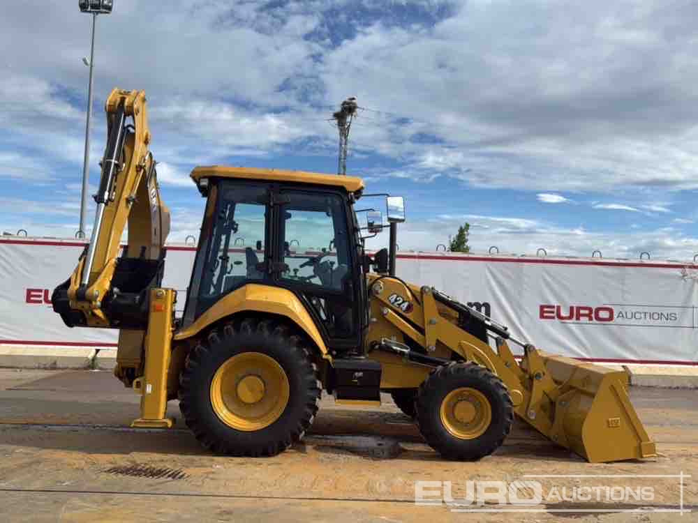 Retroexcavadora Unused 2025 CAT 424: foto 6