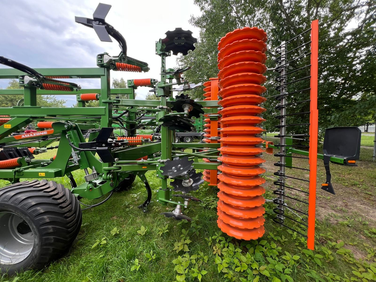 Amazone Grubber Cenius 5003-2TX - Cultivador: foto 3 Amazone Grubber Cenius 5003-2TX - Cultivador: foto 3