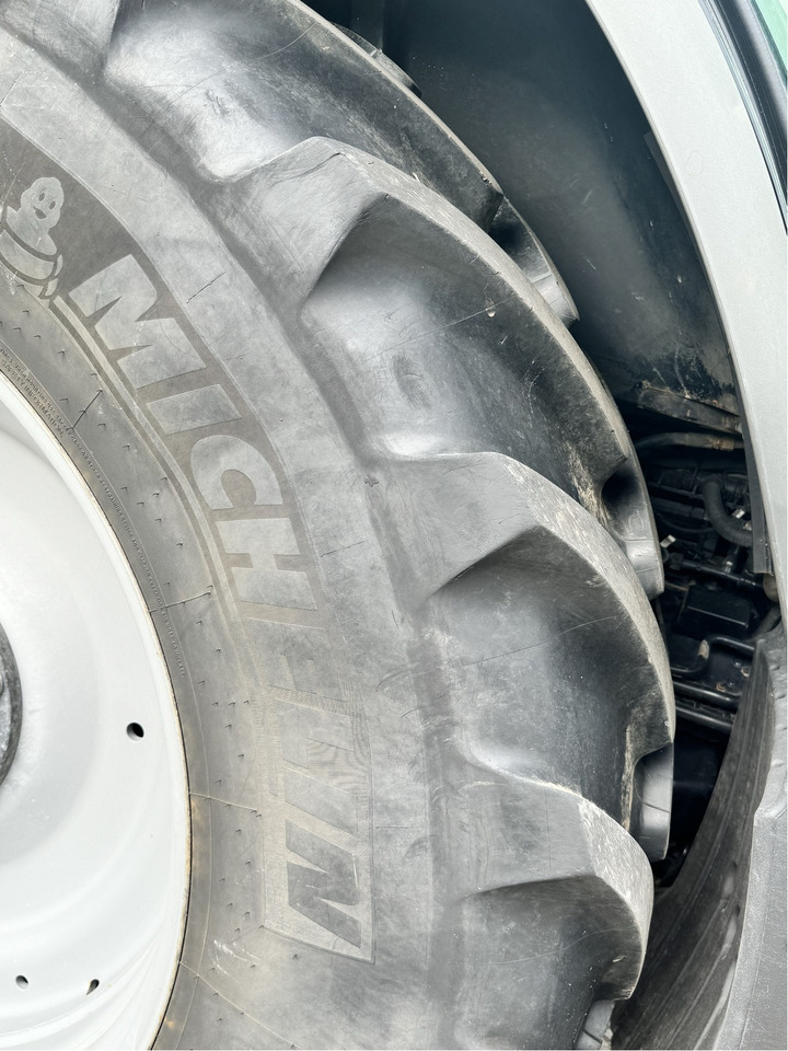 Deutz-Fahr Agrotron 7250 TTV - Tractor: foto 2 Deutz-Fahr Agrotron 7250 TTV - Tractor: foto 2