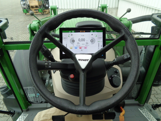 Fendt 211 S Vario Gen3 Power - Tractor: foto 3 Fendt 211 S Vario Gen3 Power - Tractor: foto 3