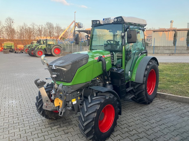 Fendt 211P Vario Gen3 Profi Setting1 - Tractor: foto 1 Fendt 211P Vario Gen3 Profi Setting1 - Tractor: foto 1