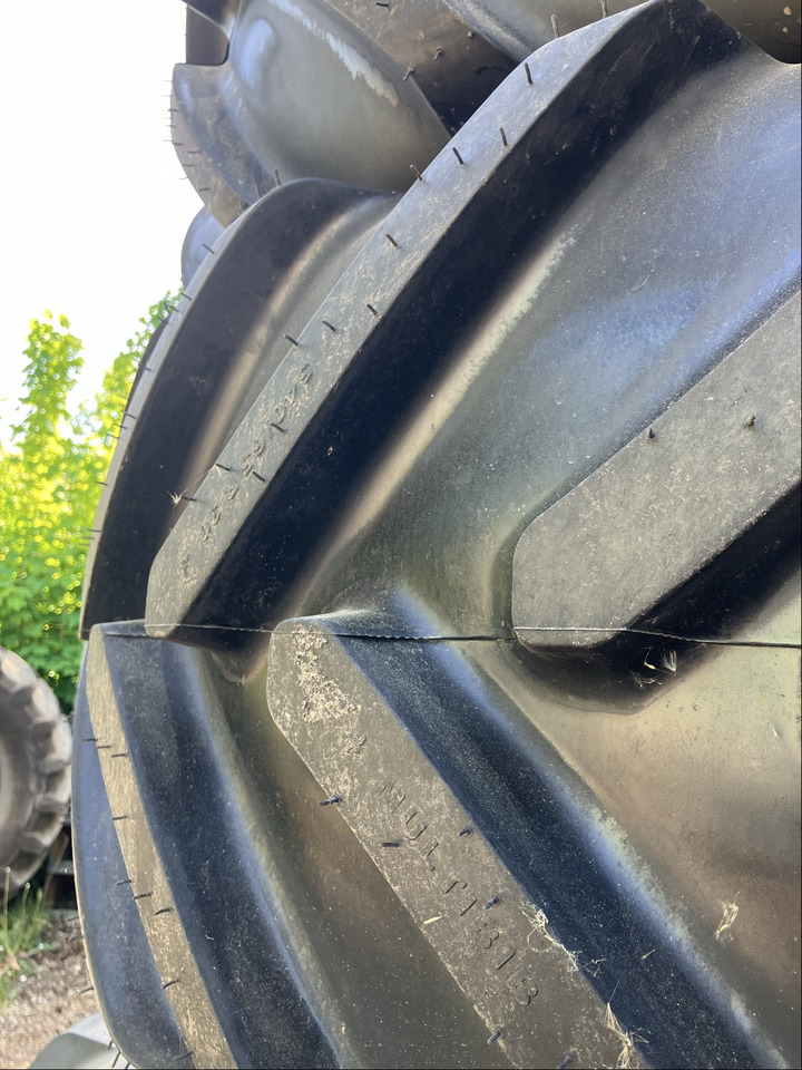 Fendt 650/65R42 u. 540/65R30 MI - Neumáticos y llantas: foto 3 Fendt 650/65R42 u. 540/65R30 MI - Neumáticos y llantas: foto 3
