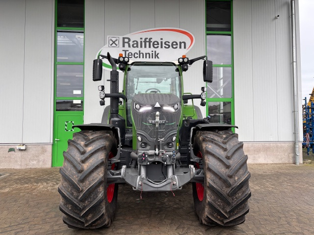Tractor Fendt 724 Vario Gen7 Profi Setting2: foto 8 Tractor Fendt 724 Vario Gen7 Profi Setting2: foto 8