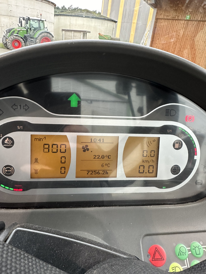 Fendt 724 Vario S4 ProfiPlus - Tractor: foto 2 Fendt 724 Vario S4 ProfiPlus - Tractor: foto 2