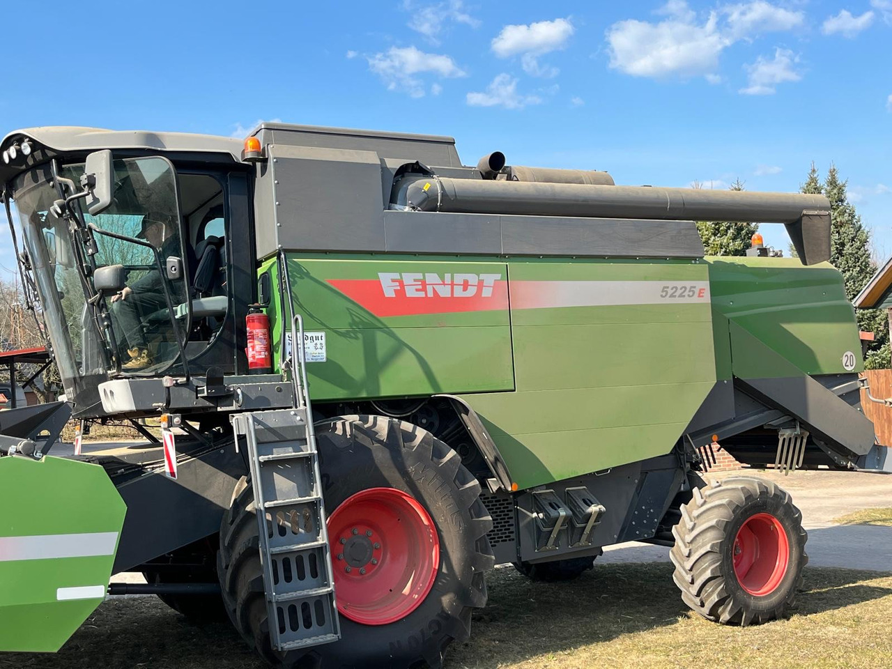 Fendt Mähdrescher 5225 E - Cosechadora de granos: foto 2 Fendt Mähdrescher 5225 E - Cosechadora de granos: foto 2