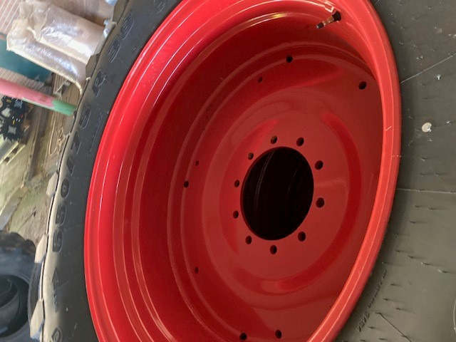 Fendt Trelleborg 650/75R38 600/65R - Neumático: foto 2 Fendt Trelleborg 650/75R38 600/65R - Neumático: foto 2