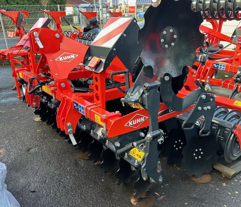 Kuhn OPTIMER L300 - Grada: foto 1 Kuhn OPTIMER L300 - Grada: foto 1