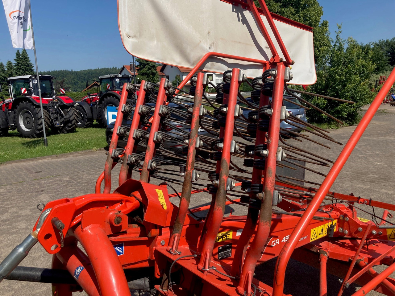 Kuhn Schwader GA 4521 - Henificadora: foto 2 Kuhn Schwader GA 4521 - Henificadora: foto 2