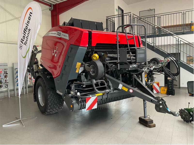 Massey Ferguson 4160 V P-W-Kombi 25 Messer - Maquinaria de henificación: foto 1 Massey Ferguson 4160 V P-W-Kombi 25 Messer - Maquinaria de henificación: foto 1