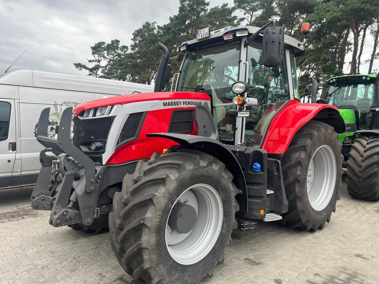 Massey Ferguson 6S.155 Dyna-VT EXCLUSIVE - Tractor: foto 1 Massey Ferguson 6S.155 Dyna-VT EXCLUSIVE - Tractor: foto 1