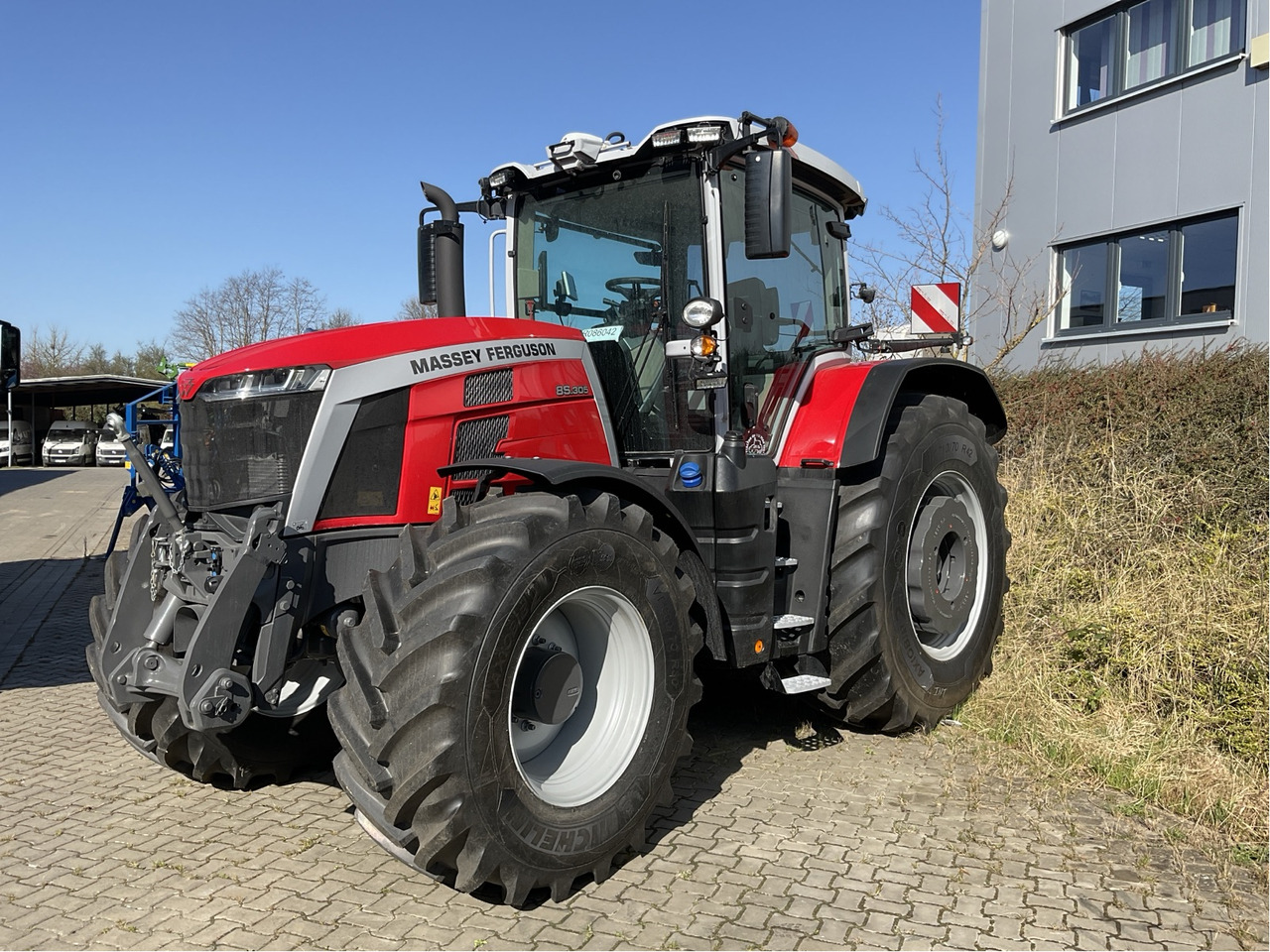 Massey Ferguson 8S.305 Dyna-VT EXCLUSIVE - Tractor: foto 1 Massey Ferguson 8S.305 Dyna-VT EXCLUSIVE - Tractor: foto 1