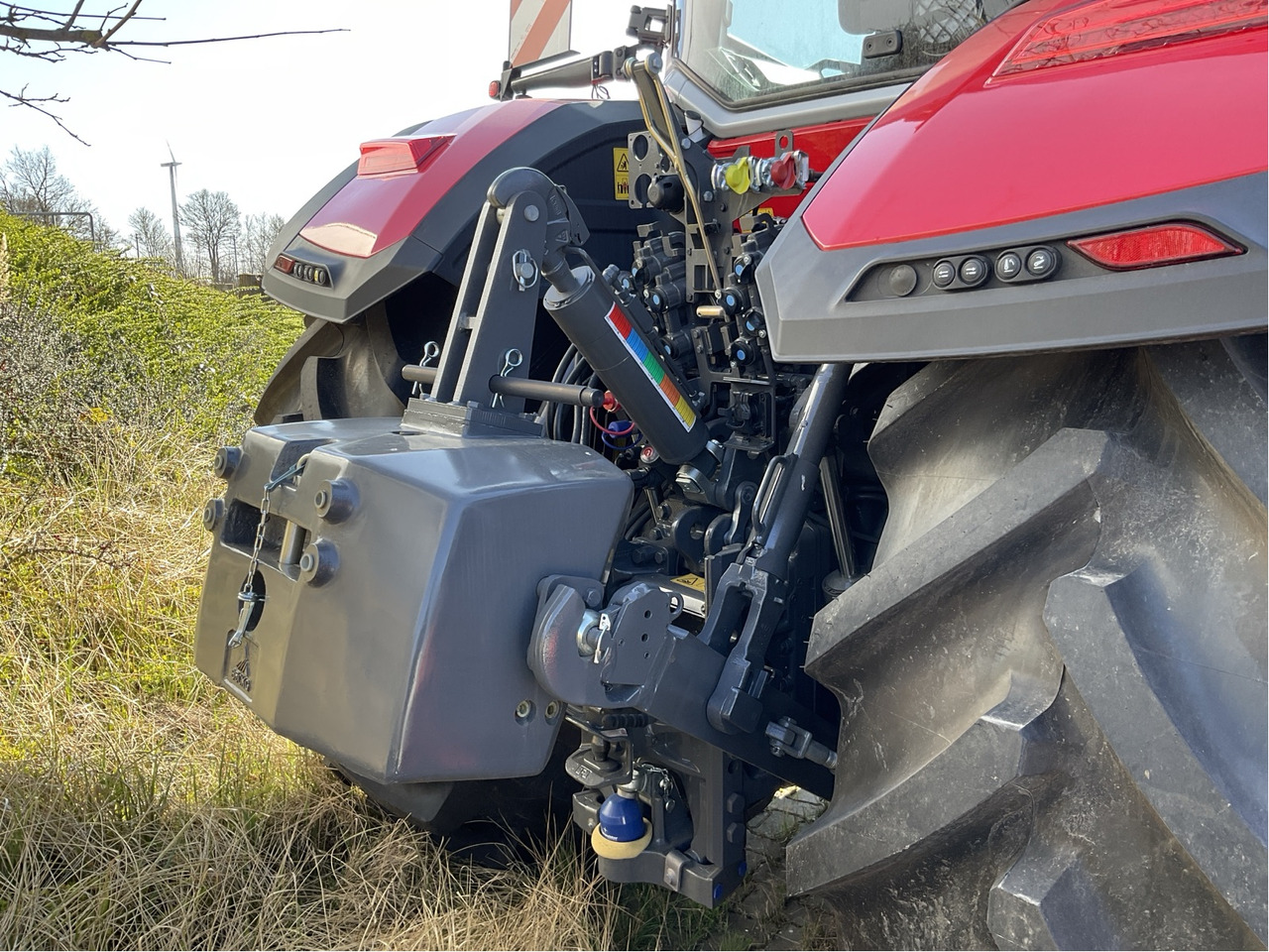 Massey Ferguson 8S.305 Dyna-VT EXCLUSIVE - Tractor: foto 3 Massey Ferguson 8S.305 Dyna-VT EXCLUSIVE - Tractor: foto 3