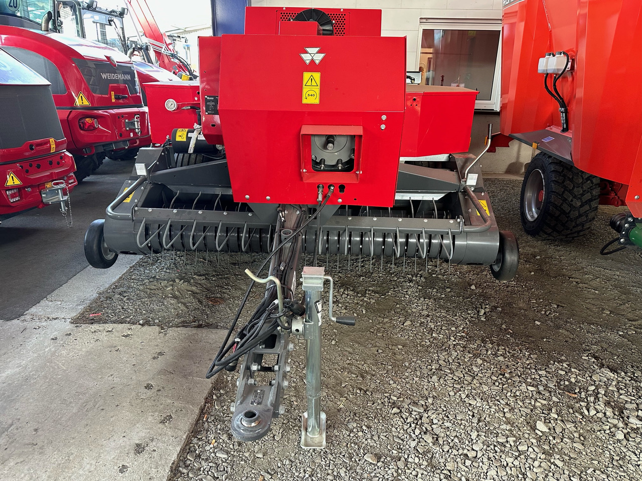 Massey Ferguson Hochdruckpresse 1840 - Encintadora de pacas: foto 3 Massey Ferguson Hochdruckpresse 1840 - Encintadora de pacas: foto 3