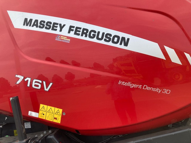 Massey Ferguson MF 716 Press-Wickel-Komb - Maquinaria de henificación: foto 2 Massey Ferguson MF 716 Press-Wickel-Komb - Maquinaria de henificación: foto 2